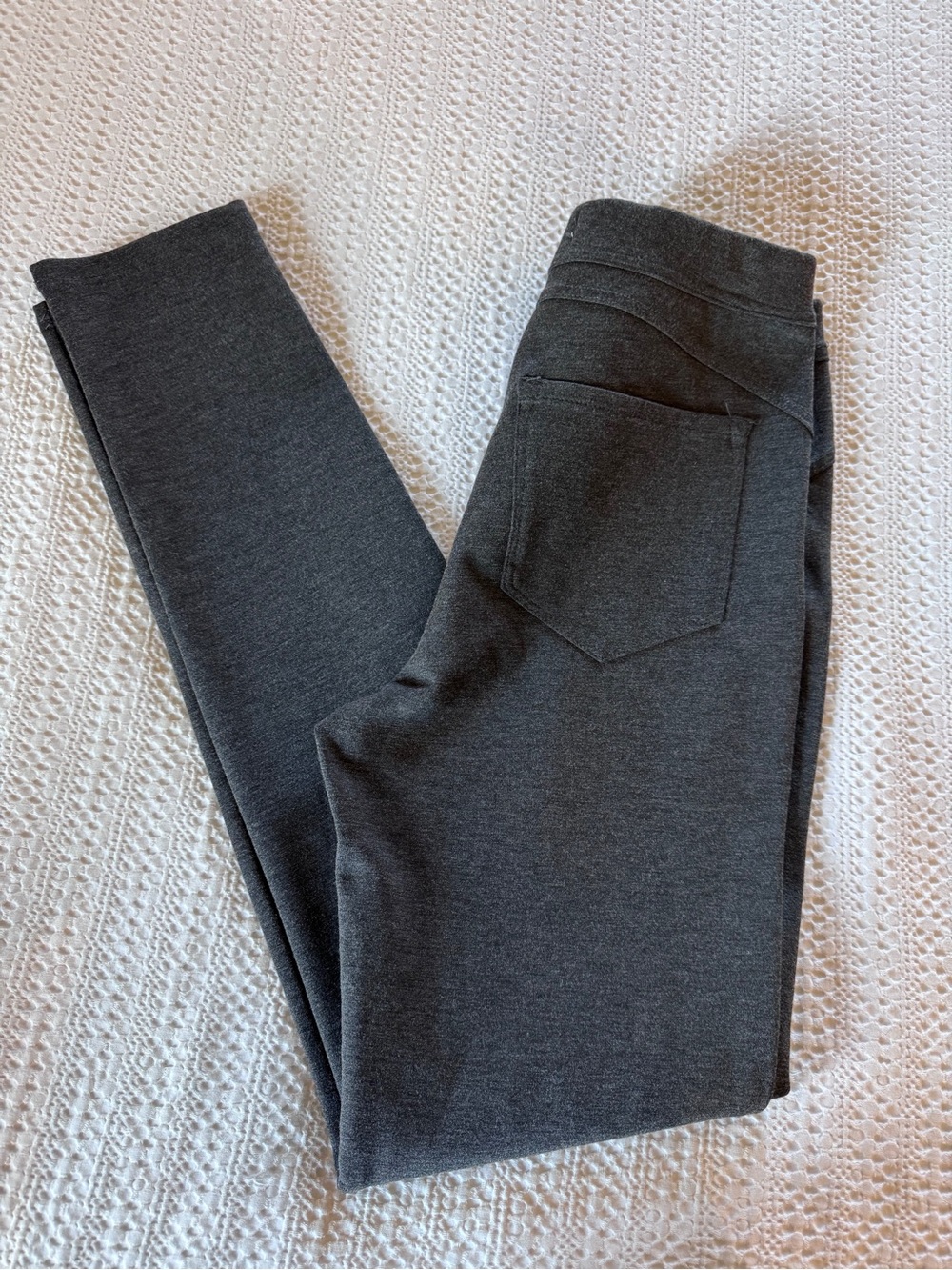 KanCan Women's Charcoal Gray Jeggings size medium